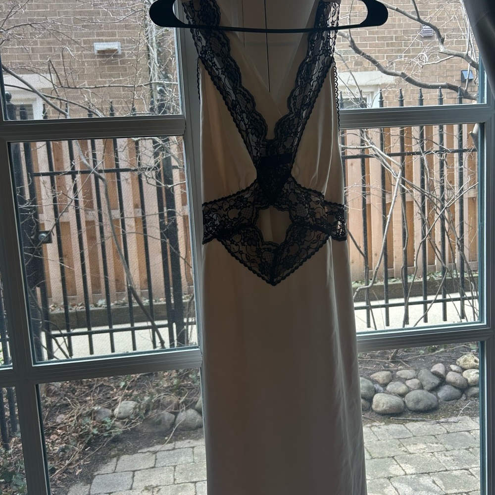 FEW MODA Chic Black Lace Trim Slip Dress